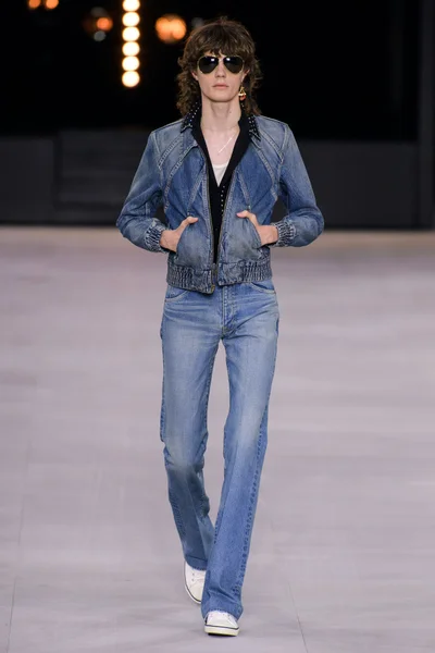 Look 42